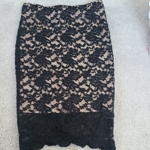 🌻 4 For $20 🌻 Elegant Black Lace Skirt